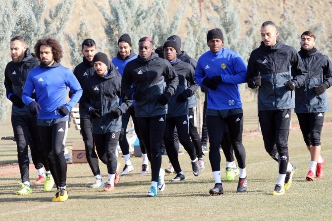 E.Yeni Malatyaspor’da kupa mesaisi başladı