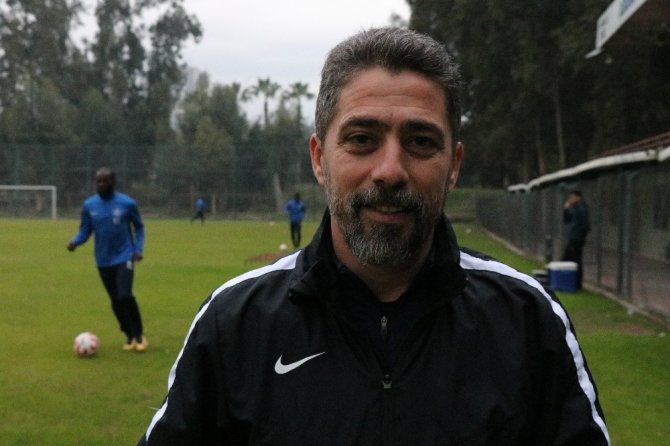 Adana Demirspor Teknik Direktörü Bayazit: "Tur adına elimizden bir şey gelmez"