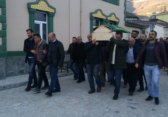 Bakırköy’de iş kazasında hayatını kaybeden işçi Samsun’da defnedildi