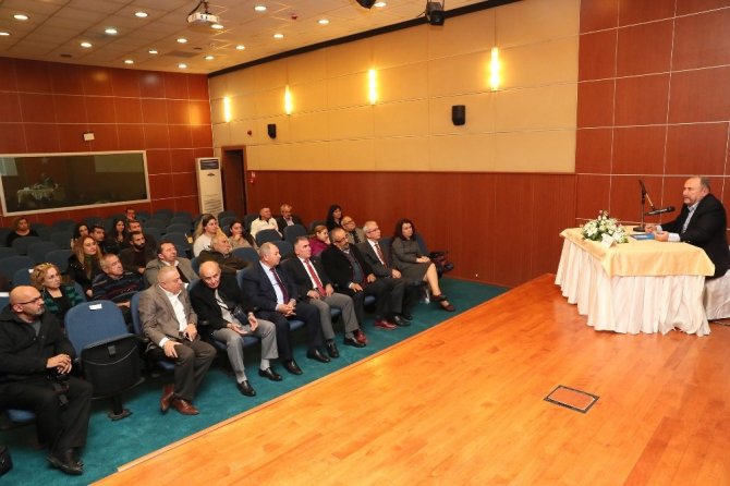 Gazeteci Ünver, Mersin tarihini ve gazeteciliği anlattı