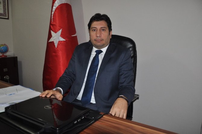 Ay yıldızlı kolye ile gözünü çıkardılar