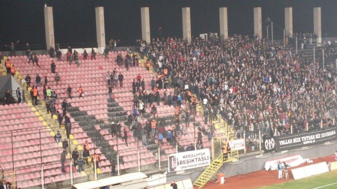 Manisaspor - Beşiktaş maçında ilginç anlar