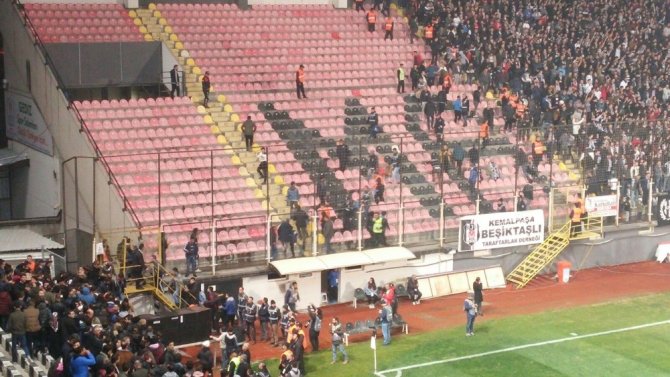 Manisaspor - Beşiktaş maçında ilginç anlar