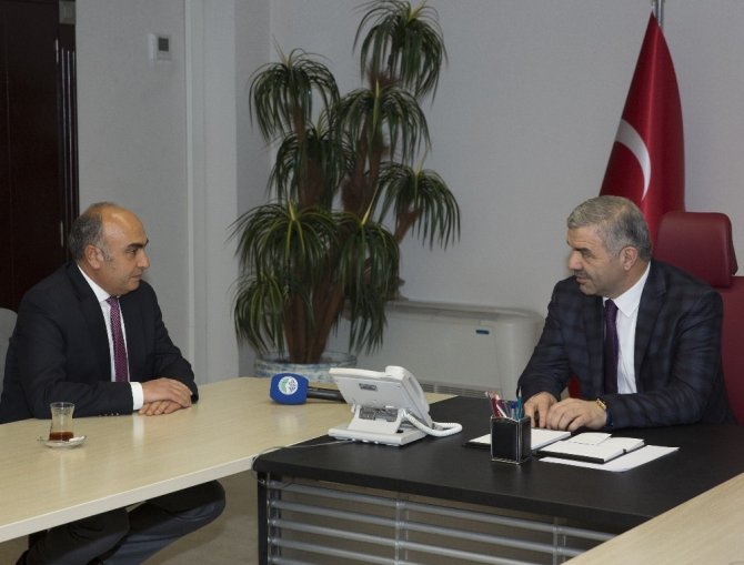 Başkan Çelik, AK Parti İncesu ve Sarız heyetiyle görüştü
