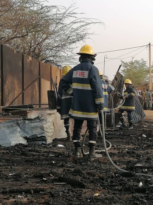 Nijer’de okulda çıkan yangında 20 çocuk öldü