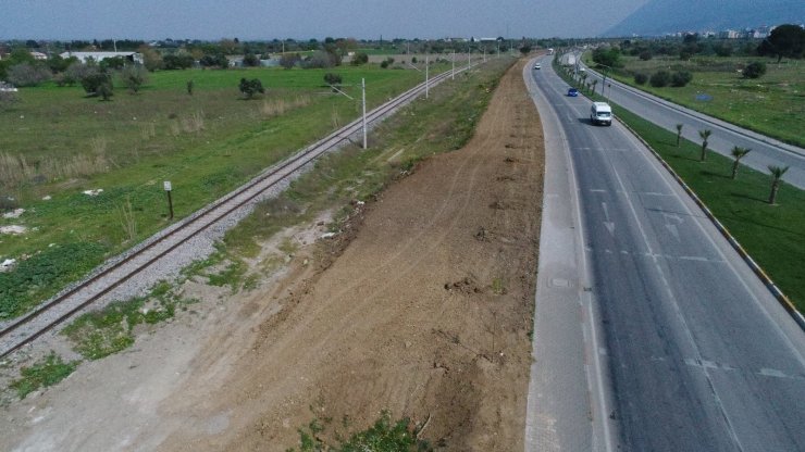 Manisa Büyükşehir Belediyesinden 30 bin metrekarelik peyzaj uygulaması