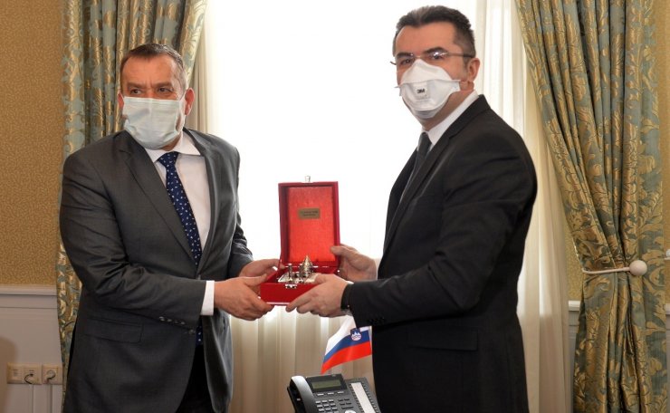 Slovenya Cumhuriyeti Büyükelçisi Seligo, Vali Memiş’i ziyaret etti