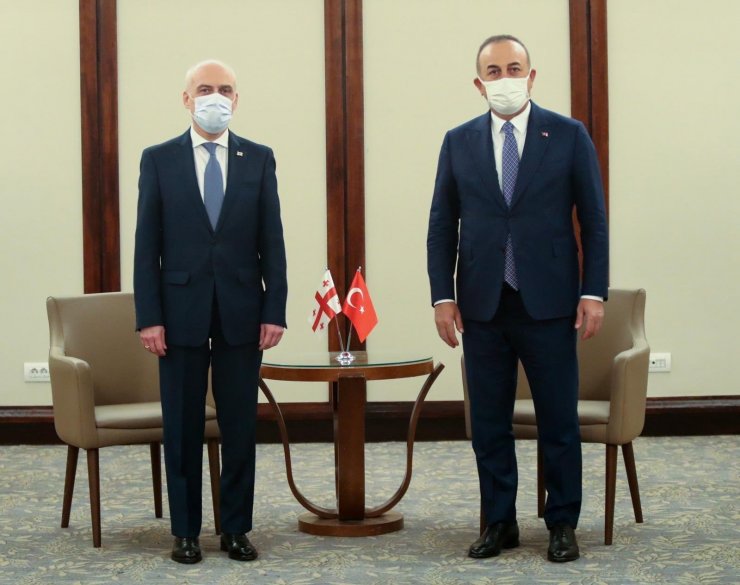 Bakan Çavuşoğlu, Gürcistan Dışişleri Bakanı Zalkaliani ile görüştü