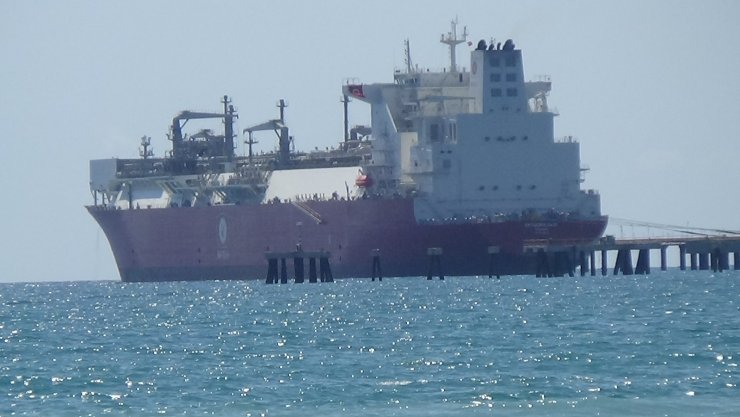 Türkiye’nin ilk doğalgaz depolama gemisi Ertuğrul Gazi, Hatay’da