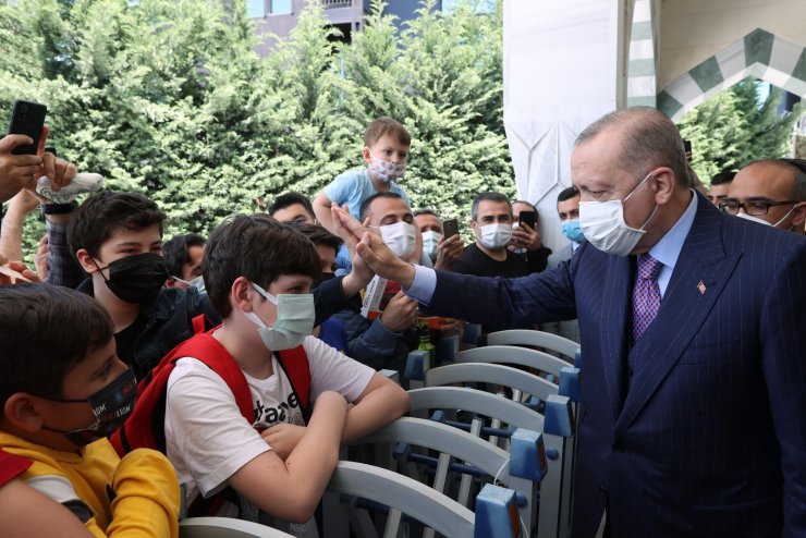 Cumhurbaşkanı Erdoğan Kovid aşıları patentiyle ilgili: “Bunu biz ürettik, dolayısıyla kimseye vermeyiz” gibi bir mantık yanlış bir yaklaşımdır”