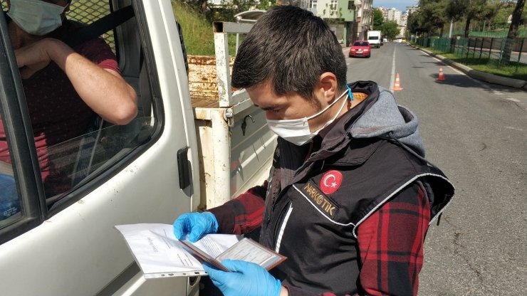 Narkotik polisinden sokağa çıkma kısıtlaması uygulaması