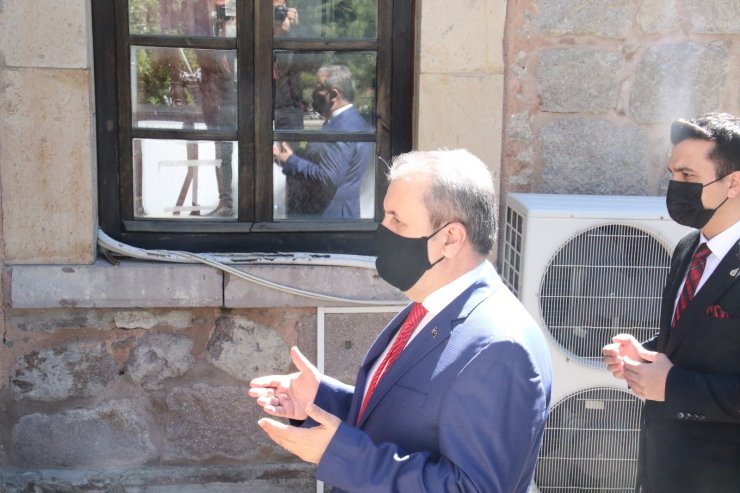BBP Genel Başkanı Destici, Merhum Muhsin Yazıcıoğlu’nun kabrini ziyaret etti