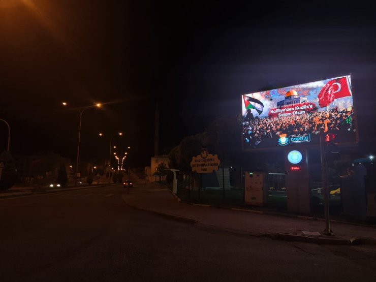 Şanlıurfa’daki bilboardlardan Kudüs’e destek