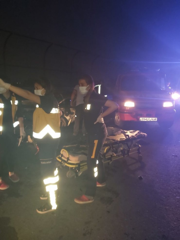 Kırklareli’nde otomobiller çarpıştı, 22 yaşındaki genç hayatını kaybetti