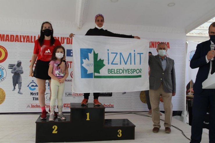 İzmit Belediyesporlu Hasnaa Türkiye Şampiyonu oldu