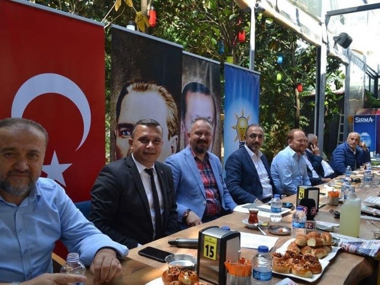 AK Parti Çorlu’dan eski başkanlara vefa