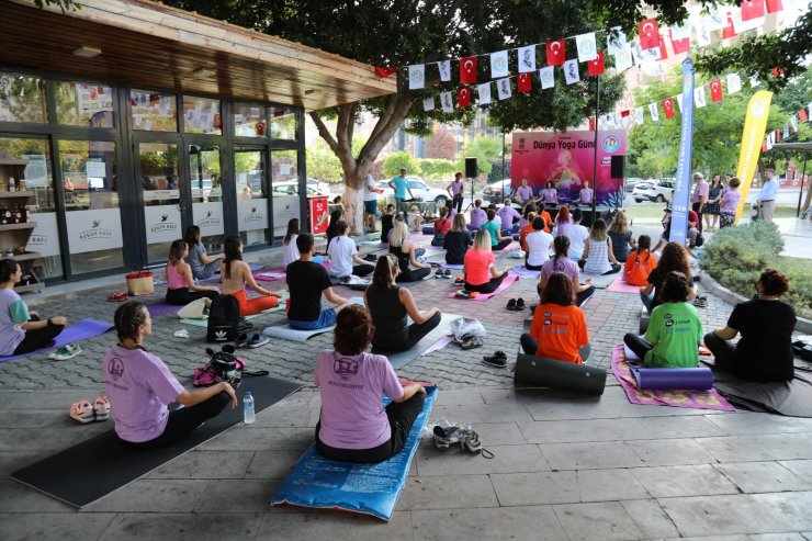 Uluslararası Yoga Günü Mezitli’de kutlandı