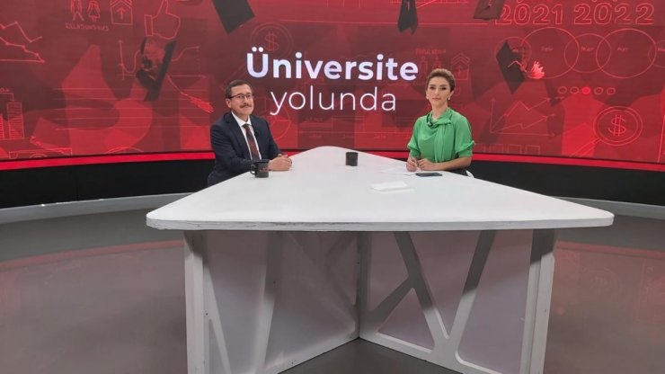 Rektör Kızılay: “Dört üniversite kurmuş anaç bir üniversiteyiz”