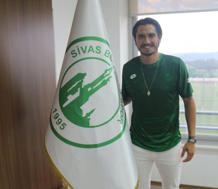 Timur Kosovalı, Sivas Belediyespor’a transfer oldu