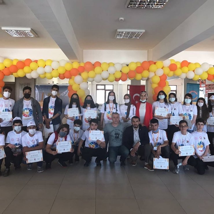 Prof. Dr. Necmeddin Erbakan Fen Lisesinde TÜBİTAK proje sergisi açıldı
