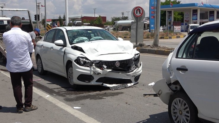 Kırıkkale’de feci kaza: 2’si çocuk 6 yaralı