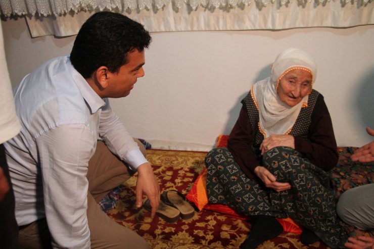 Depremden etkilenen köyleri gezen Kaymakam Şahin: “Devletimiz burada vatandaşlarımızın tüm ihtiyaçlarını giderecektir”