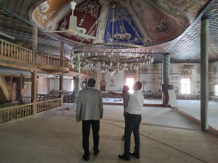 Tarihi Kocaseyfullah Camii restore çalışmaları