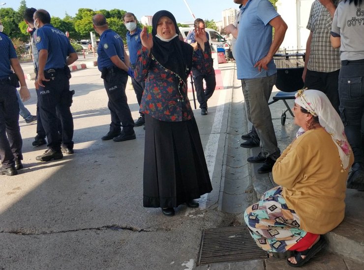 Parkta kalbinden bıçaklanan 15 yaşındaki çocuk hayatını kaybetti