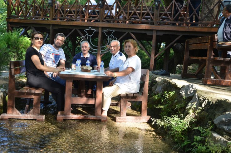 Adana’nın kaybolmaya yüz tutmuş yemekleri ortaya çıkarılacak