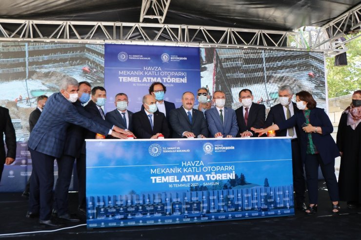 Bakan Varank: “CHP sadece vatandaşın gözünü boyayacak işlere imza atar”