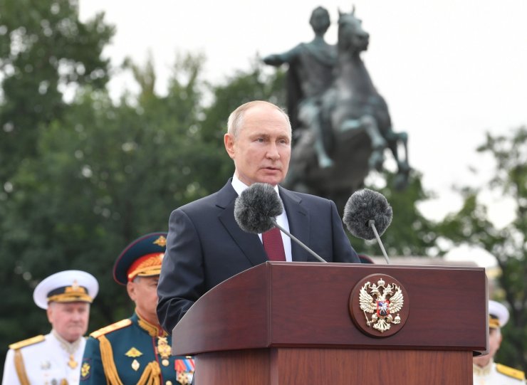 Putin: "Düşmanı tespit etme ve önlenemez saldırı gerçekleştirme yeteneğine sahibiz"