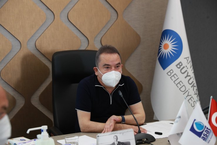 Başkan Böcek" ‘Antalya için azimle çalışmaya devam ediyoruz’