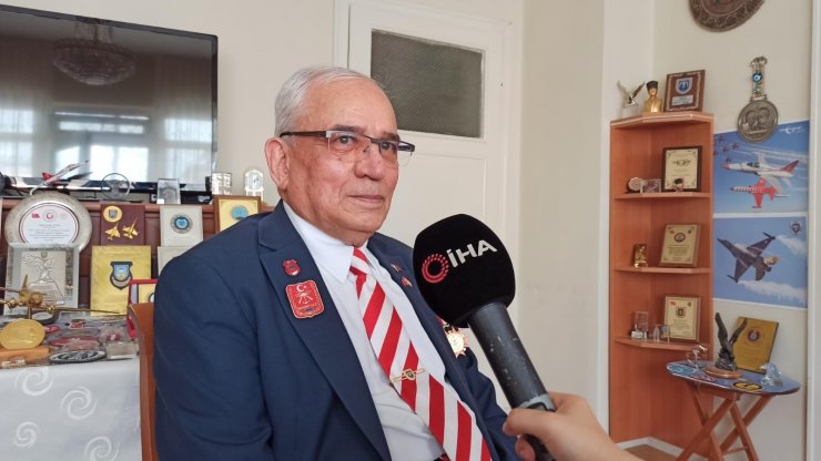 87 yaşındaki Kıbrıs gazisi, çıkarma günlerini yeniden yaşadı