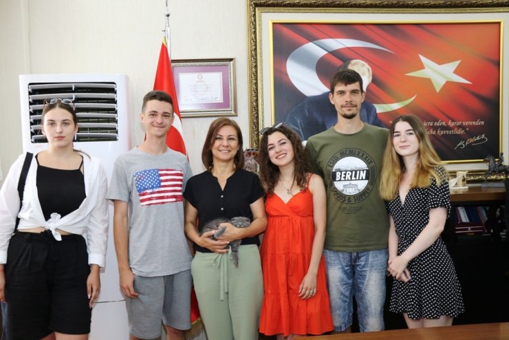 “Delete Dijital Bullying” gençleri Başkan Köse’yi ziyaret etti