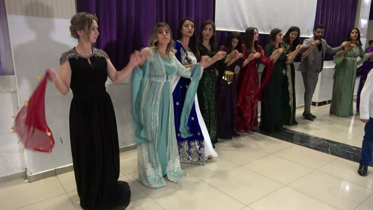 Gelin Mardin’den, misafirler Fransa’dan