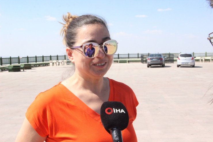 3 bin kilometre öteden Kocatepe’yi görmek için geldiler