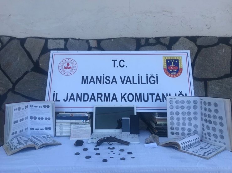 Manisa’da tarihi eser kaçakçılarına operasyon