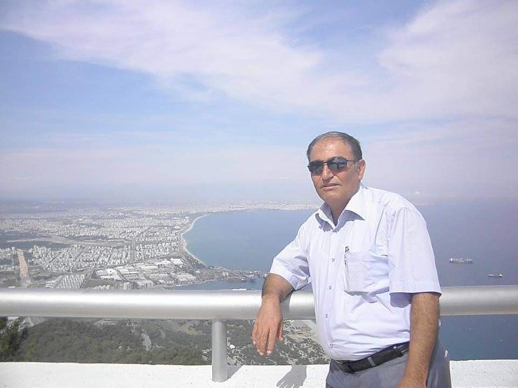 Antalya’da gazeteci evinde ölü bulundu