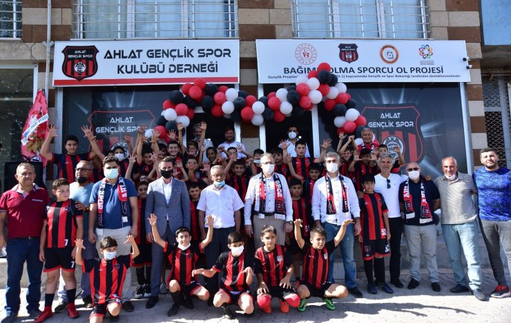 Ahlat Gençlik Spor Kulübü Derneği açıldı