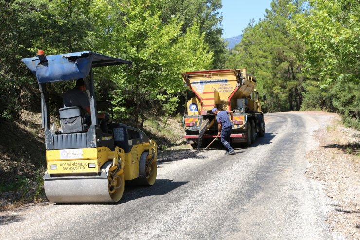 Büyükşehirden kırsal yollarda, bakım ve onarım çalışması