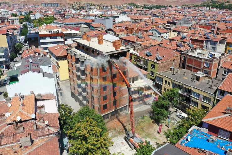 Aksaray’da kentsel dönüşümde ilk yıkım başladı