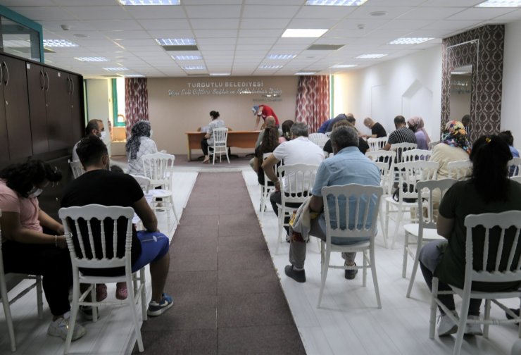 Belediyenin projesiyle yaklaşık 2 bin kişi iş sahibi oldu