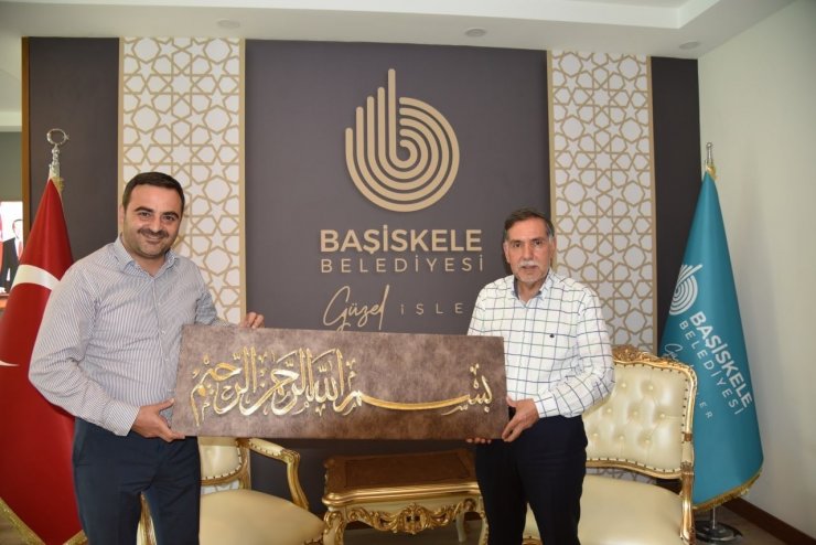 Ahmet Zenbilci’den Başkan Özlü’ye ziyaret