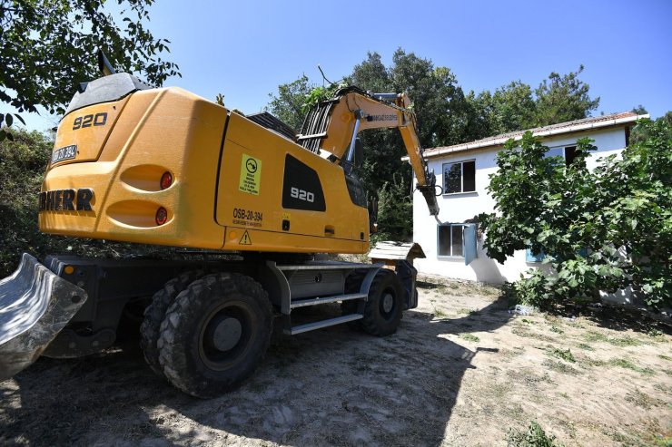 Dağ ve ova kaçak yapılardan temizleniyor