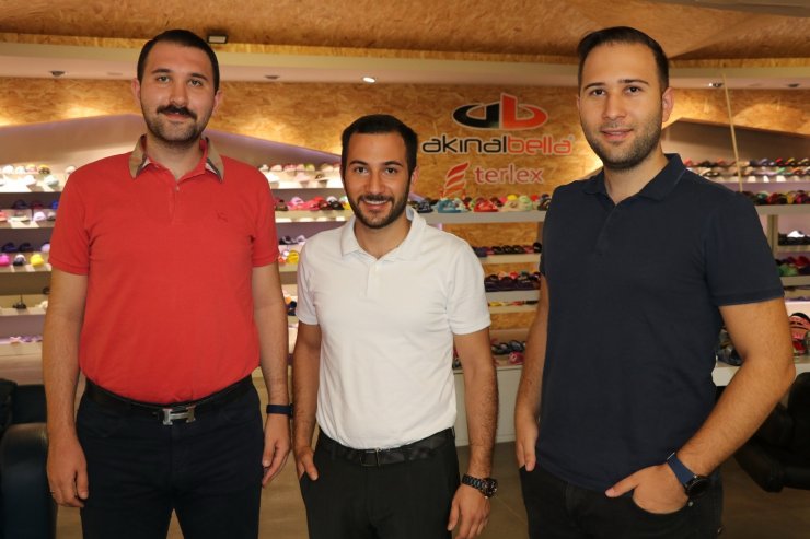 Akınalbella, terlikte dünya devlerine kafa tutuyor