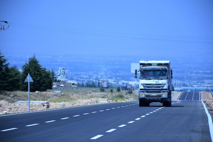 5 buçuk kilometre uzunluğundaki OSB bağlantı yolu açıldı