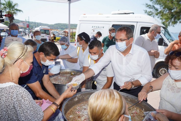 Başkan Ergin’den aşure ikramı