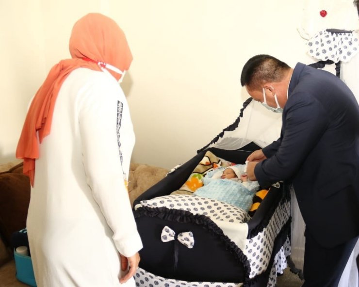 Başkan Beyoğlu yeni çocuklu ailelerle buluştu