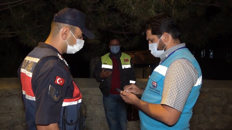 Başkasına ait HES kodu ile seyahat ederken otobüste yakalan Covid’li yolcu: "Cenazeden dönüyordum"