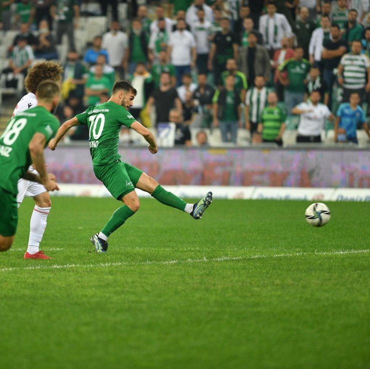 TFF 1. Lig: Bursaspor: 4 - Yılport Samsunspor: 1